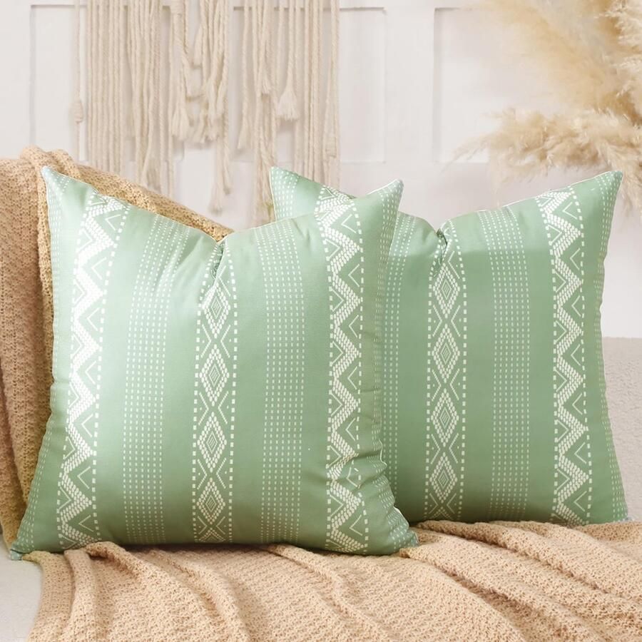 Unyqoos Kussenslopen Set van 2 in Boho Stijl Geometrisch Design in Saliegroen Fluweel voor Bank en Woonkamer