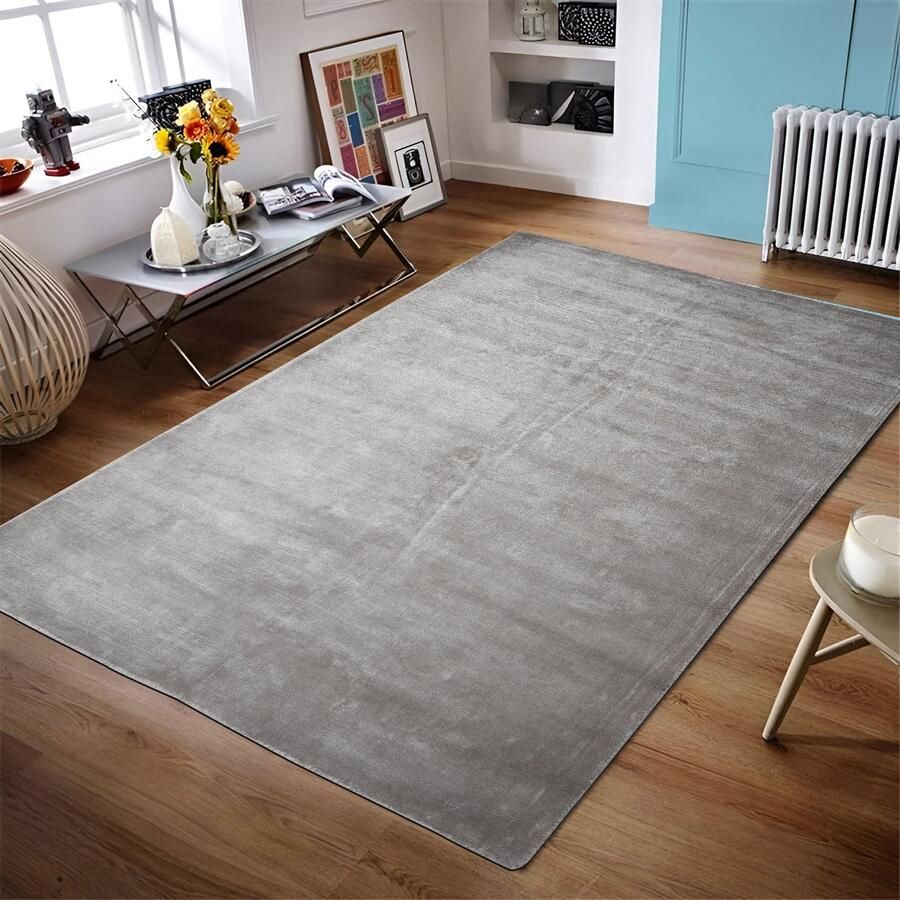 Velaar Vloerkleed Vanessa Zilver – Luxe Viscose Laagpolig Modern Tapijt 195x300 CM