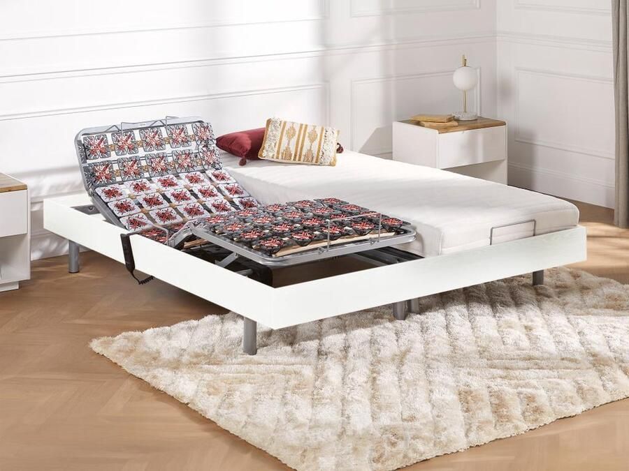 Vente-unique Elektrisch relaxbed met contactplaatjes en latexmatras CASSIOPEE III van DREAMEA OKIN-motors 2 x 70 x 190 cm Wit L 190 cm x H 35 cm x D 140 cm