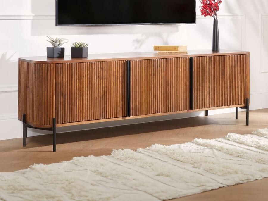 Vente-unique Tv-meubel met 3 deurtjes van mangohout en metaal Naturel en zwart BALIMELA L 159 cm x H 50 cm x D 41.6 cm