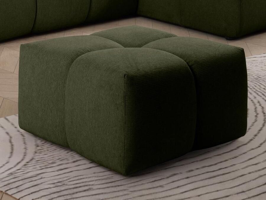 Vente-unique Vierkante poef van groene stof TRIMALDI L 80 cm x H 46 cm x D 80 cm