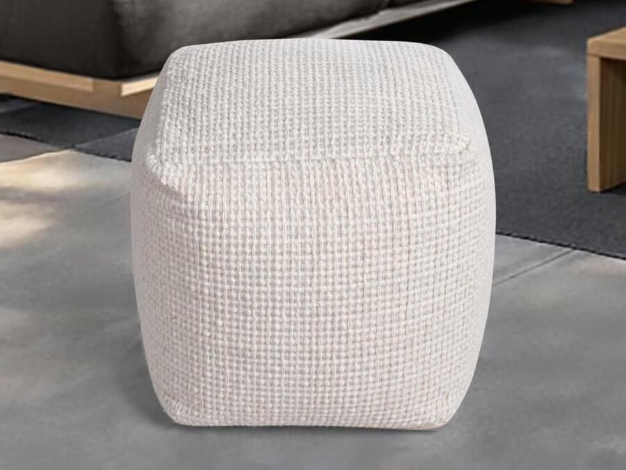 Vente-unique Vierkante poef van ivoorwitte wol LABERDEN L 40 cm x H 40 cm x D 40 cm