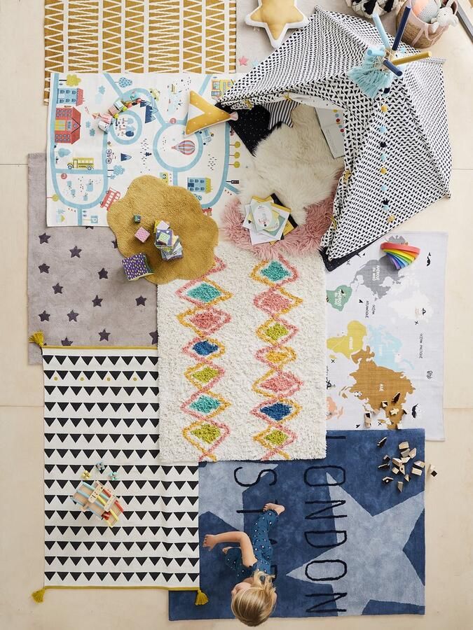 Vertbaudet Tapijt met pompons en driehoekjes