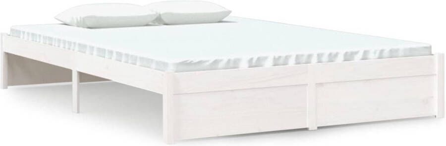 VidaXL -Bedframe-massief-grenenhout-wit-135x190-cm-Double
