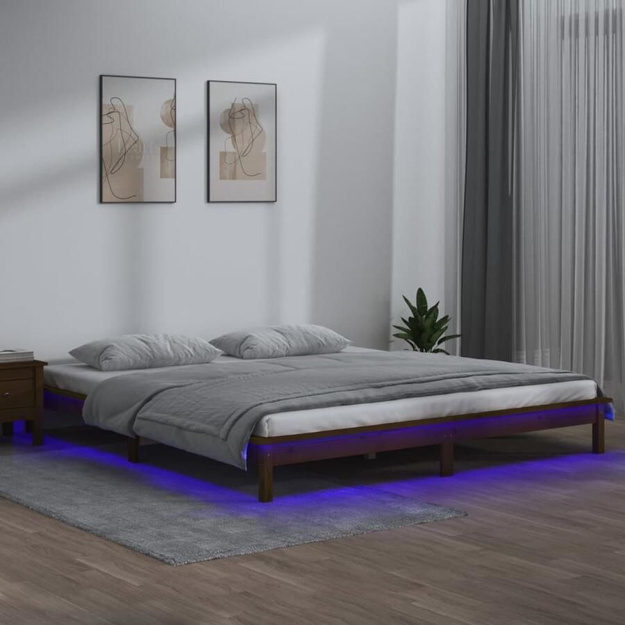 VidaXL Bedframe LED Massief Hout 140x200 cm Honingbruin Houten Bedframe Led Verlichting Honingbruin Tweepersoons Bed Grenenhout Massief Hout Stapelbaar - Foto 2