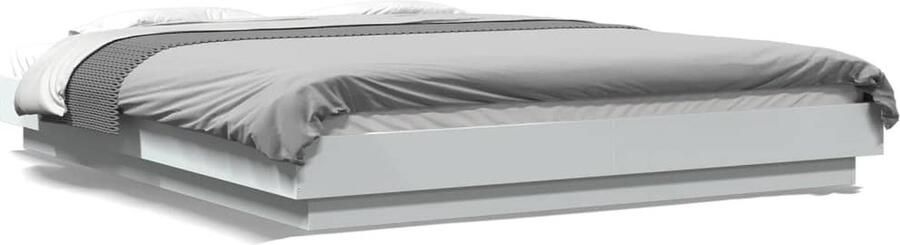 VidaXL -Bedframe-met-LED-verlichting-bewerkt-hout-wit-160x200-cm