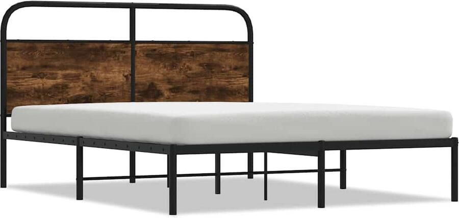 VidaXL Bedframe zonder matras bewerkt hout gerookt eiken 135x190 cm