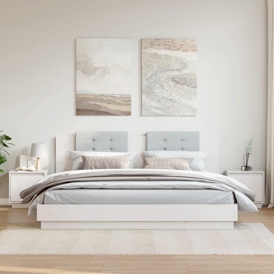 VidaXL Nachtkastjes 2 stuks 40x30x40 cm Wit Nachtkastjes Meubelen Grenenhout Witte Nachtkastjes Slaapkamers Decoratie Opbergmeubel Nachtlampje Leeslicht Kamerdecoratie Modern Design Minimalistisch Vintage Style