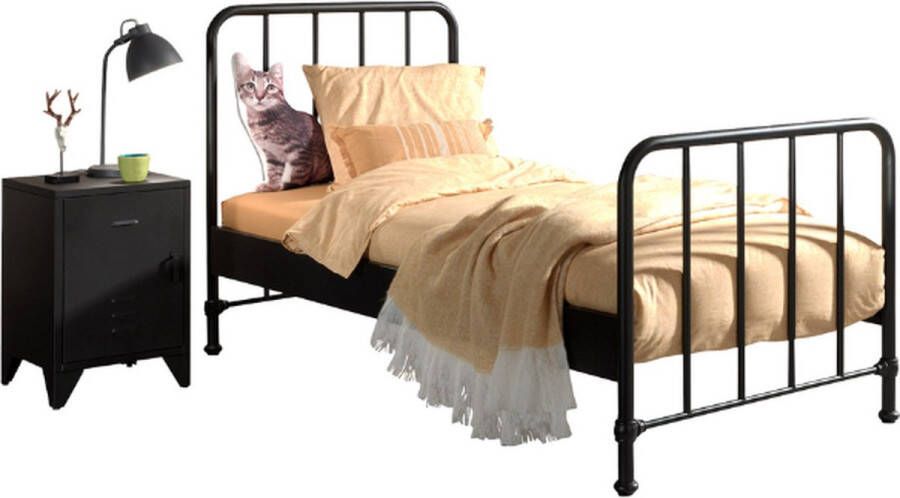 Vipack Bed Bronxx metaal 90x200 (incl. lattenbodem) met nachtkastje mat zwart