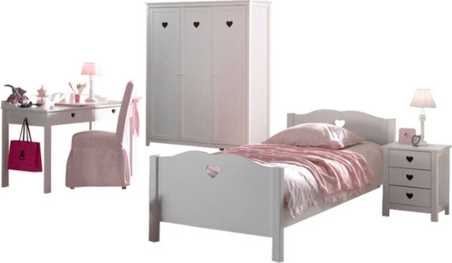 Vipack Deze Amori-combinatie bestaat uit een bed van 90x200cm een lattenbodem een nachtkastje een kledingkast met 3 deuren en een bureau