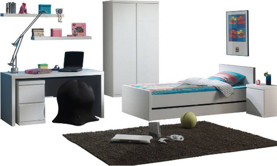 Vipack Deze LARA combinatie in wit bestaat uit een bed (90x200) met bijhorend rolbed nachtkastje 2-deurs kleerkast bureau met rolcontainer en 2 hangplankjes