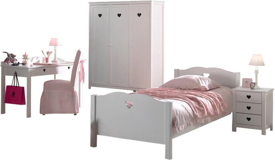 Vipack Deze Amori-combinatie bestaat uit een bed een nachttafel een 3-deurs kleerkast en een bureau
