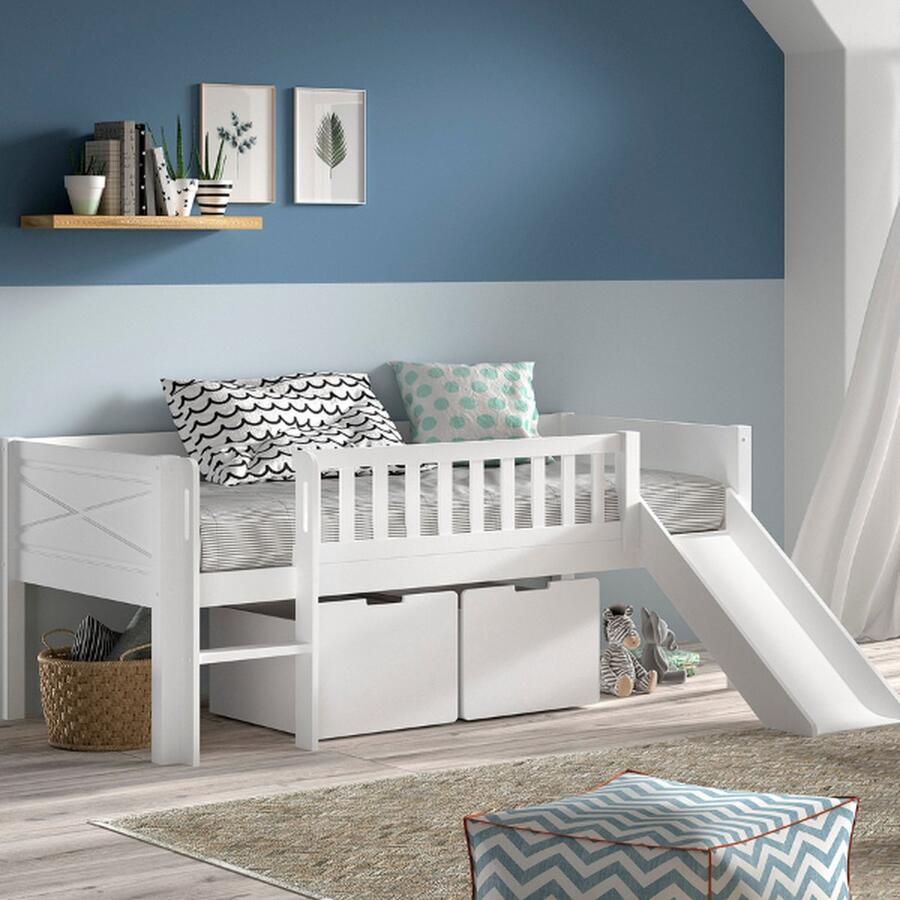Vipack EMOB Halfhoogslaper Scottie 90x200cm met glijbaan en opberglades wit dennenhout Kinderbedden met uitvalbeveiliging Wit Hout; MDF Kinderbedden met uitvalbeveiliging Eenpersoons Halfhoogslaper Op voorraad