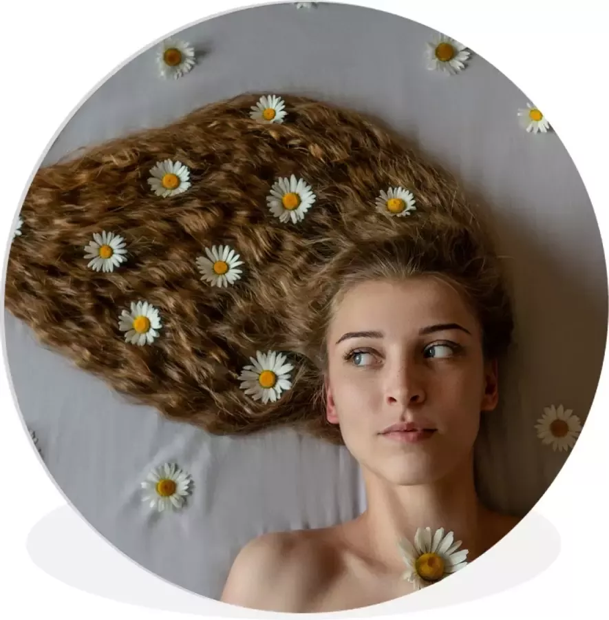WallCircle Wandcirkel Muurcirkel Binnen Vrouw met lang haar op bed ⌀ 140 cm Wanddecoratie Ronde Schilderijen