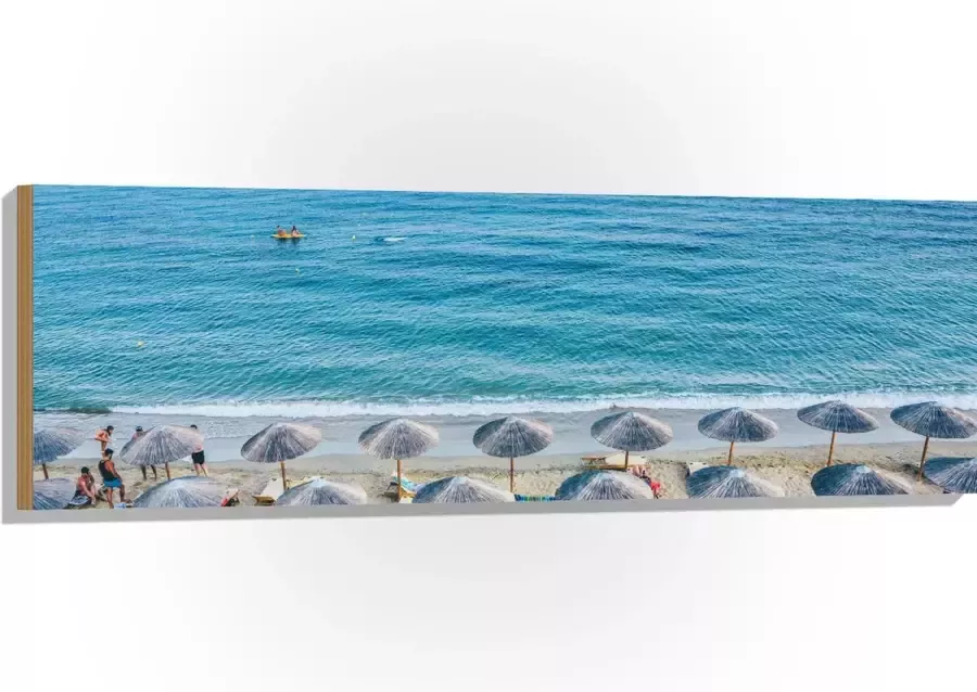 WallClassics Hout Rieten Parasols met Ligbedjes op het Strand 120x40 cm 12 mm dik Foto op Hout (Met Ophangsysteem)