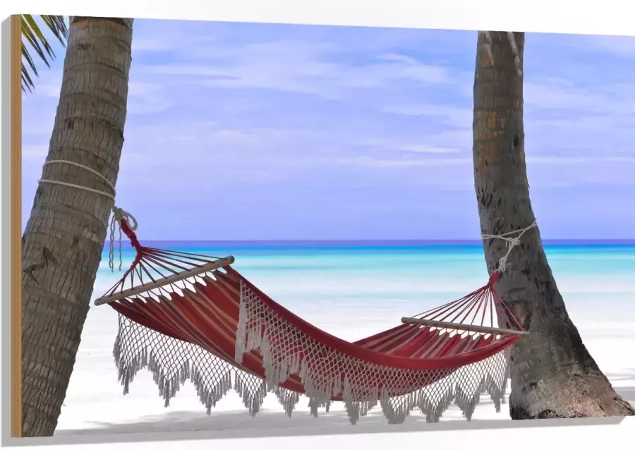 WallClassics Hout Rode Ibiza Hangmat op Tropisch Strand 120x80 cm 9 mm dik Foto op Hout (Met Ophangsysteem)