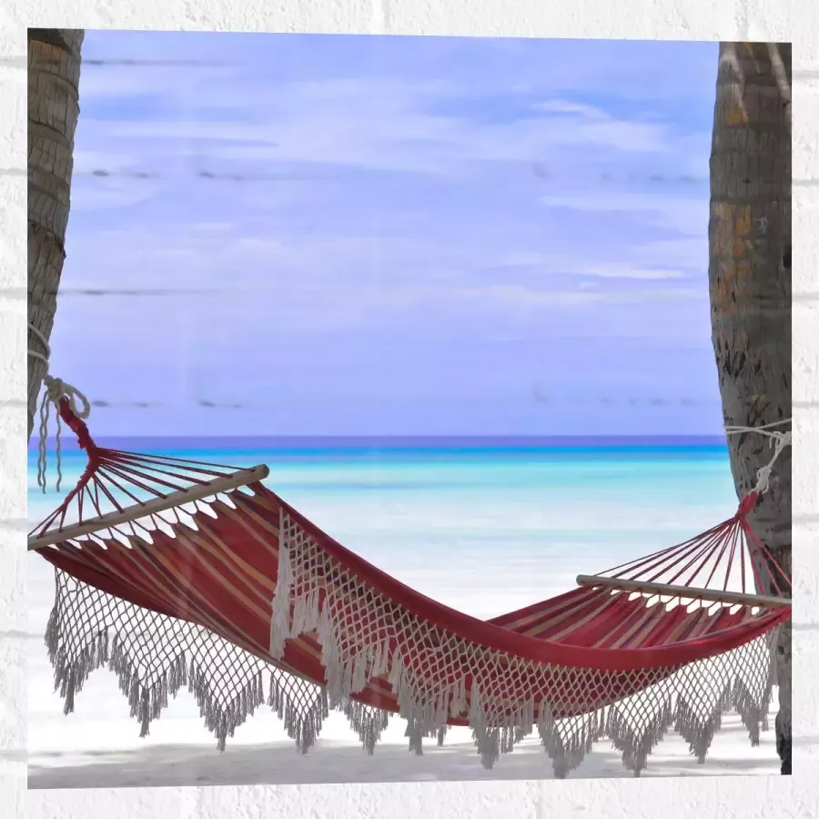 WallClassics Muursticker Rode Ibiza Hangmat op Tropisch Strand 50x50 cm Foto op Muursticker
