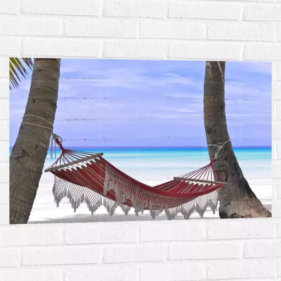 WallClassics Muursticker Rode Ibiza Hangmat op Tropisch Strand 90x60 cm Foto op Muursticker