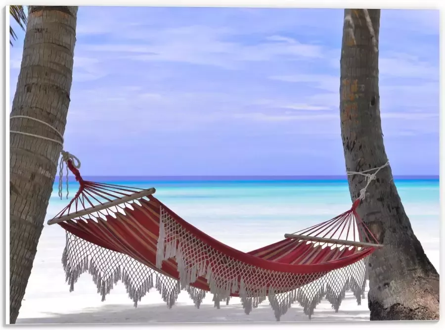 WallClassics PVC Schuimplaat- Rode Ibiza Hangmat op Tropisch Strand 40x30 cm Foto op PVC Schuimplaat