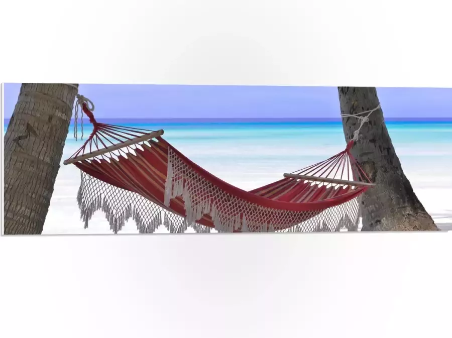 WallClassics PVC Schuimplaat- Rode Ibiza Hangmat op Tropisch Strand 90x30 cm Foto op PVC Schuimplaat