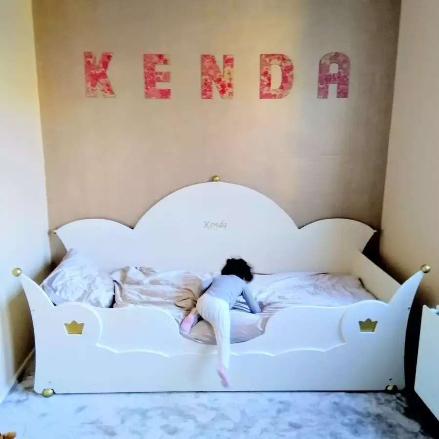 Wildkidzz.com Kinderbed bank ANGELA kroonbed 90x200 WIT-GOUD met matras