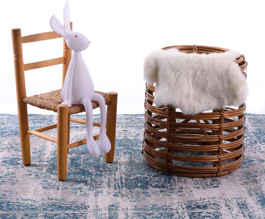 Schapenvachtkopen.nl SET VAN 3 witte konijnenvachtjes 3 vachtjes konijnenvel wit velletje tafel salontafel huidje dienblad