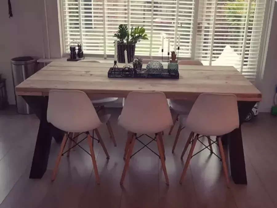 Woodwork Voorschoten Bureau en eetkamertafel – Dutch Design – Steigerhout blank
