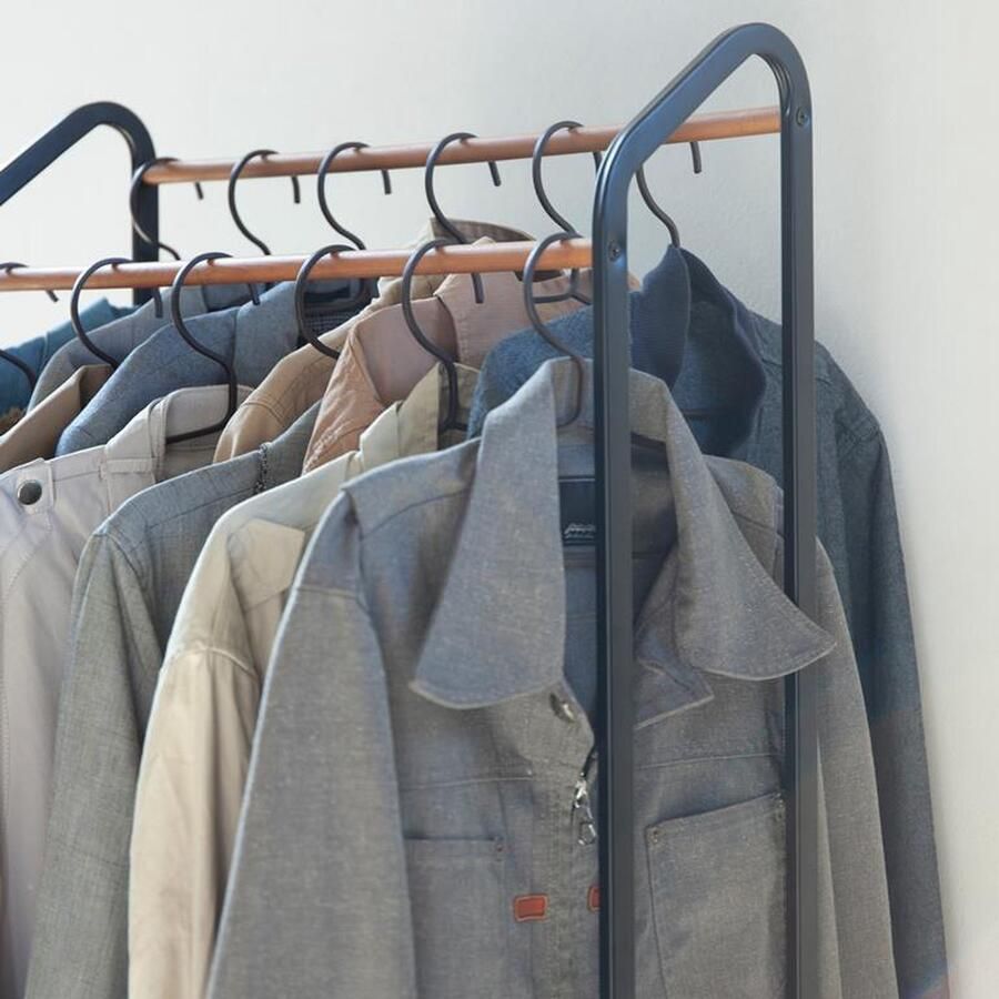 Yamazaki Kledingrek met Wielen Tower Zwart