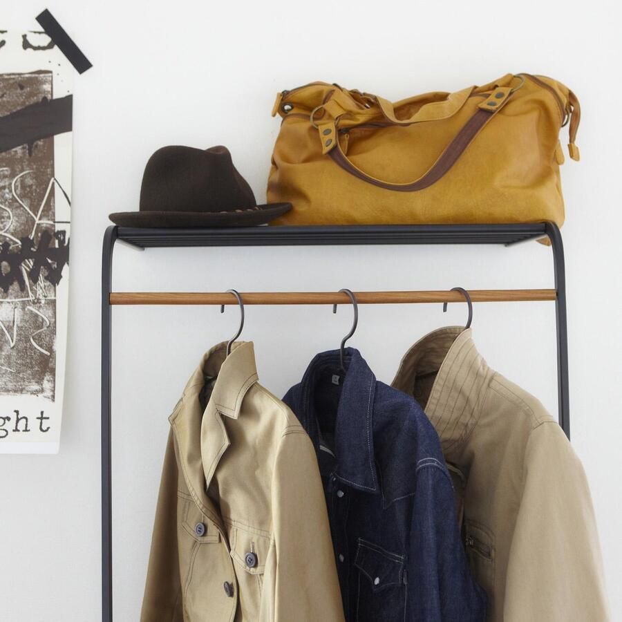 Yamazaki Leunend Kledingrek met Plank Tower Zwart