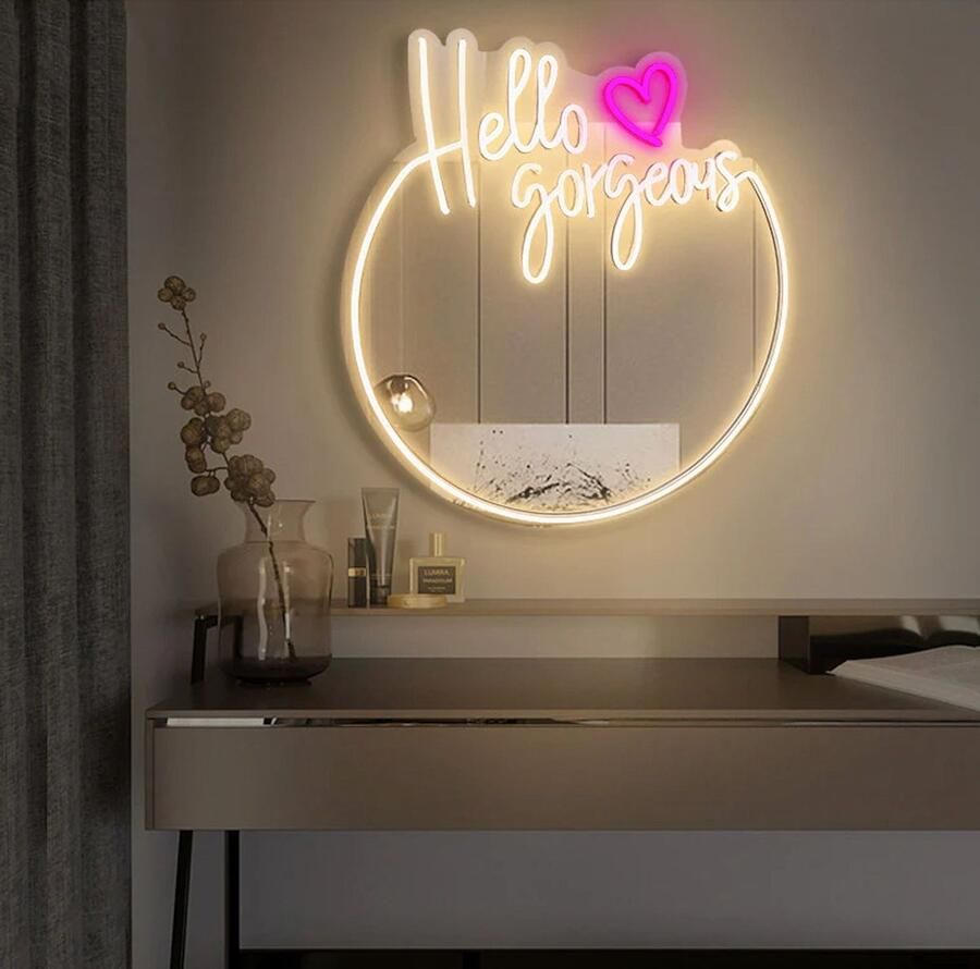Ydemanne Spiegel Led Lamp – Hello Gorgeous – 45 x 45CM Dimbaar – USB A Verlichting – Incl. Ophangmateriaal Wandspiegel