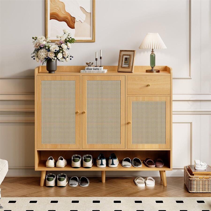 YEHTOKHOME Natuurlijke Rotan Schoenenkast Schoenenrek met 3 deuren 1 lade 5 planken met Metalen handvatten en massief houten poten 120x35x106 cm