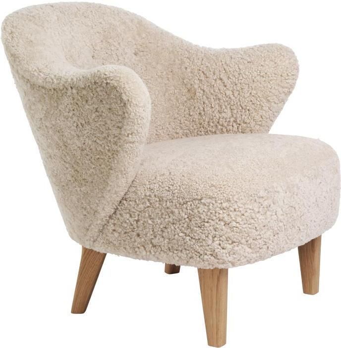 Audo Copenhagen Ingeborg fauteuil naturel eiken Sheepskin Moonlight