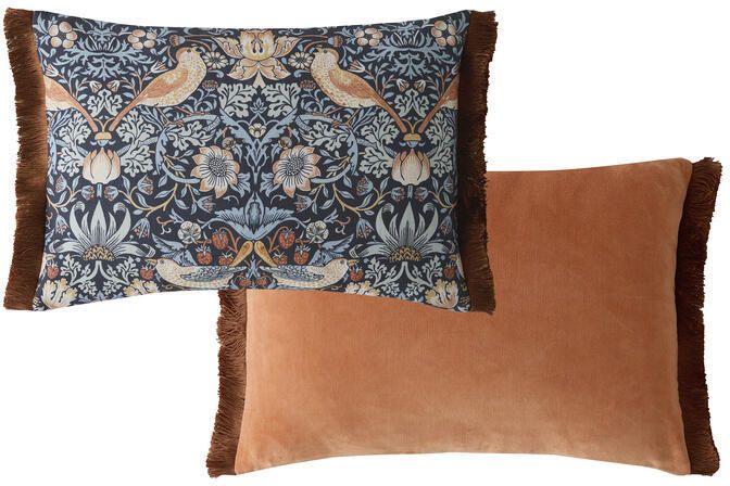 Graham & Brown William Morris at Home Sierkussen Strawberry Thief Blue 40x60cm