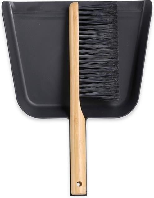 Lisomme Jo stoffer en blik