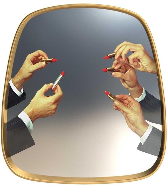 Seletti Mirror Gold frame spiegel 54x59 Lipstick