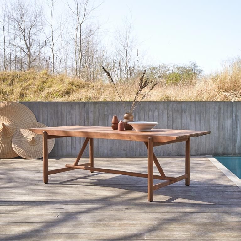 Tikamoon Fado Massief teakhouten tuintafel voor 6|8 personen.