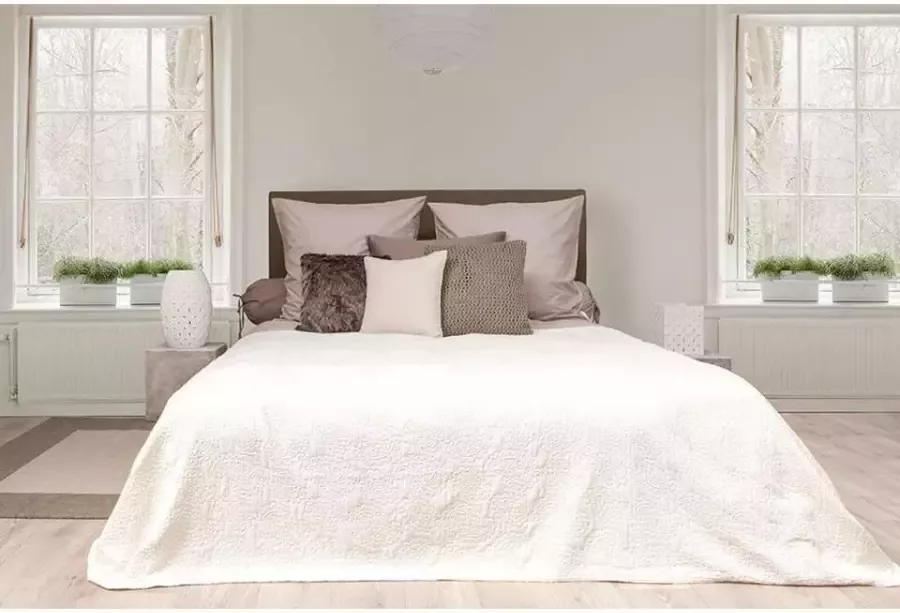 Heckett & Lane bedsprei Premium off-white 180x260 cm Leen Bakker