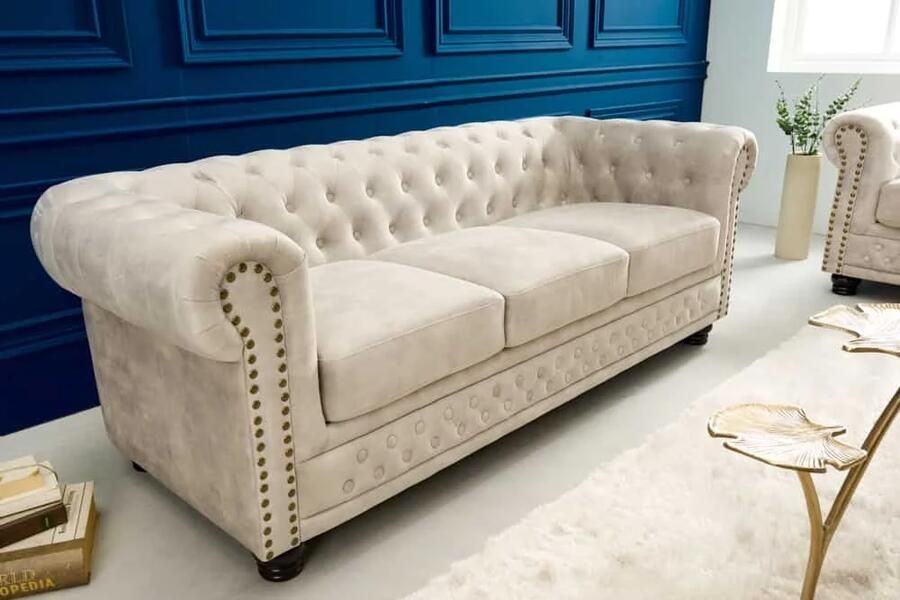 Invicta Interior Chesterfield 3-zitsbank 200 cm champagne beige fluwelen binnenvering met knoopstiksels 42310