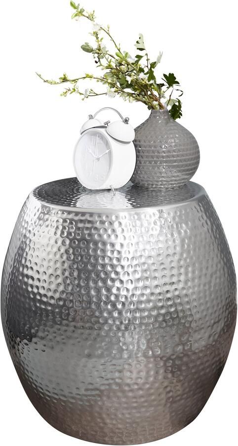 Ervesto tabel PETRO 42 x 42 x 42 cm aluminiumzilverkleurig Dekotisch Oriental round Designtafeltafel metaal Modern Antischisch Schmal Kleine Hammerschlag Abstelltisch