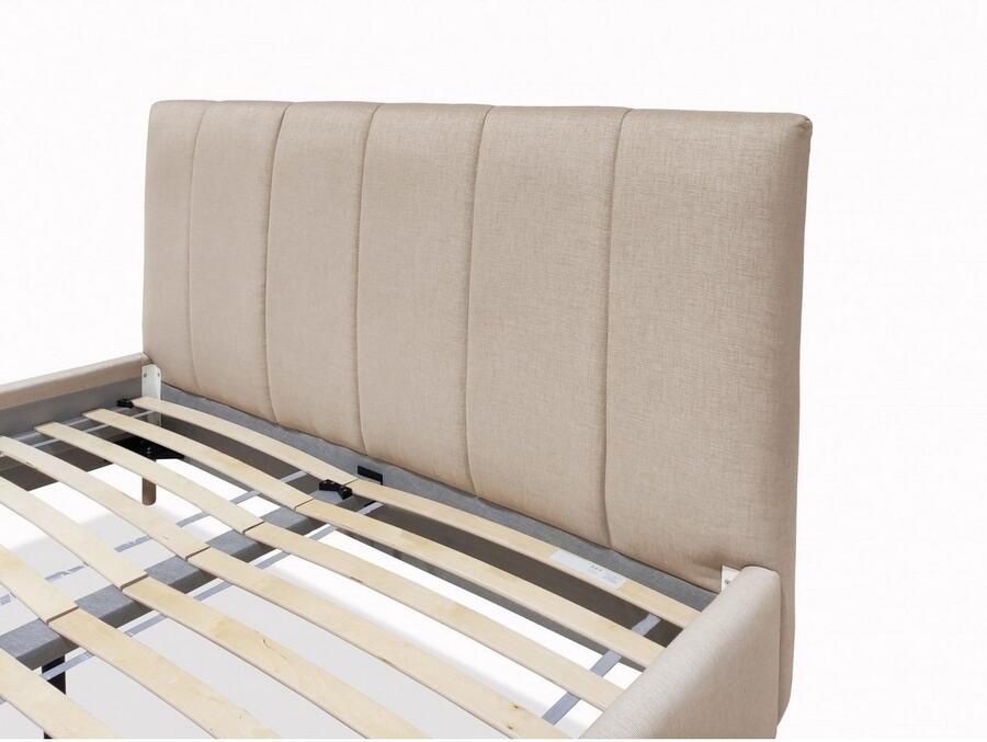 Andas Gestoffeerd bed Muhos met een bekleed hoofdbord incl. lattenbodem