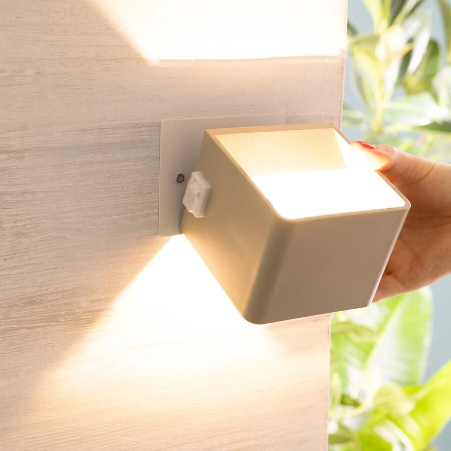 Brilliant Leuchten Wandlamp voor buiten Iseo draagbare acculamp incl. magnetische plaat Accu 300 lm 3000 K USB zwart mobiele buitenlamp wandlamp (1 stuk) - Foto 2