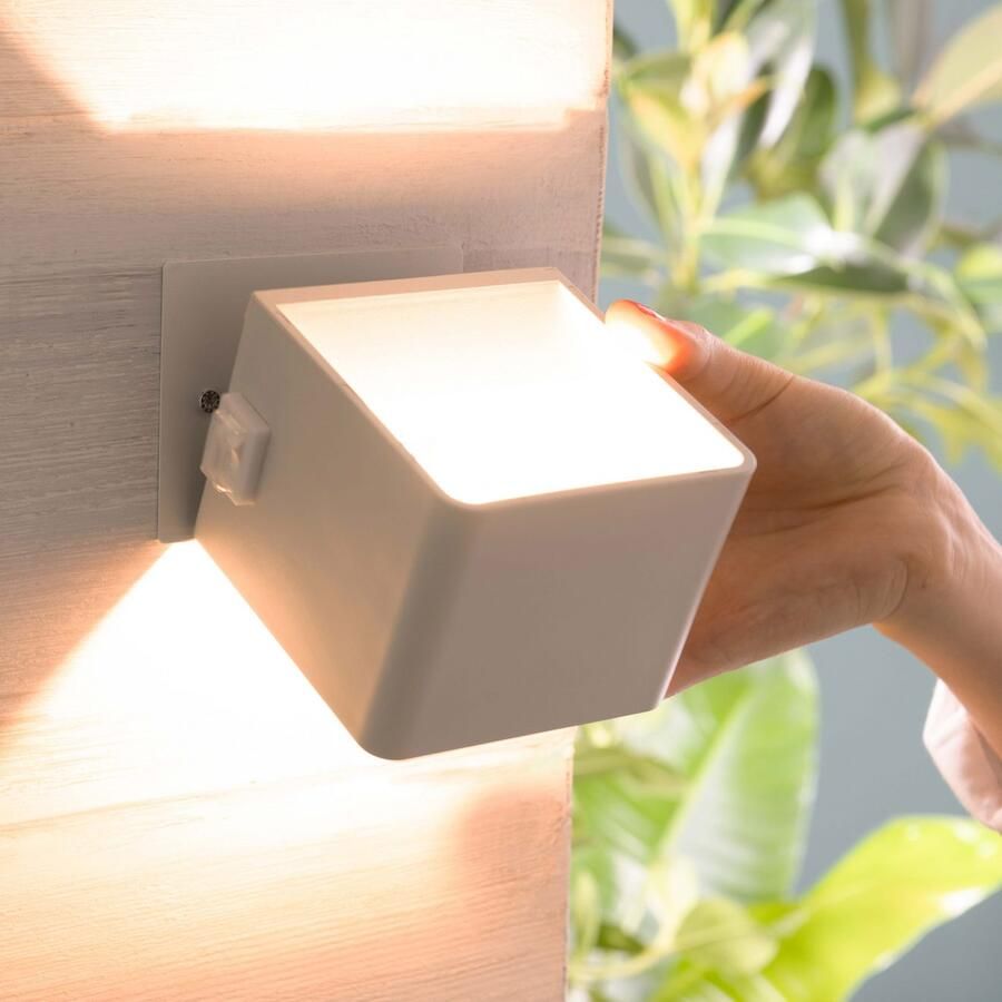 Brilliant Leuchten Wandlamp voor buiten Iseo draagbare acculamp incl. magnetische plaat Accu 300 lm 3000 K USB zwart mobiele buitenlamp wandlamp (1 stuk) - Foto 3