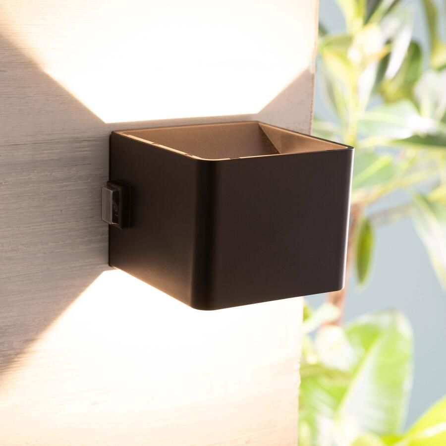 Brilliant Leuchten Wandlamp voor buiten Iseo draagbare acculamp incl. magnetische plaat Accu 300 lm 3000 K USB zwart mobiele buitenlamp wandlamp (1 stuk) - Foto 4