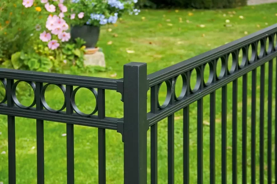 GAH Alberts Metalen hek Circle Hoogte: 100 en 120 cm totale lengte: 10 m om vast te schroeven (set)