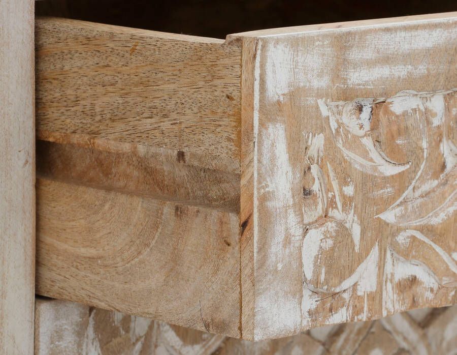 Home affaire Nachtkastje Bonstetten gemakkelijk te onderhouden mangohout met decoratief houtsnijwerk breedte 50 cm - Foto 4
