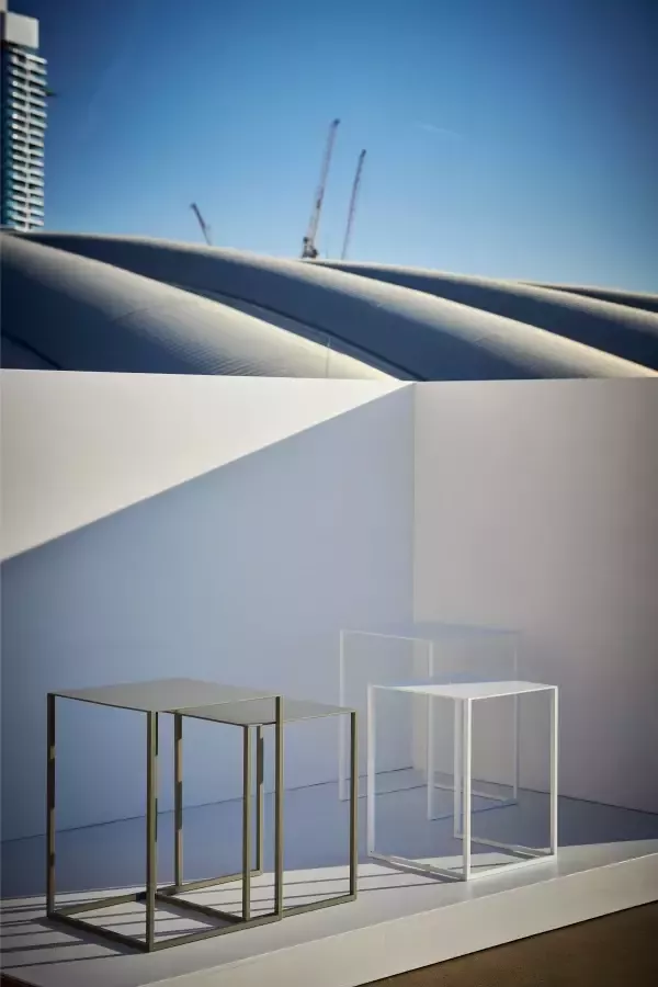 OTTO Bijpassend tafeltje Puur set van 2 geschikt voor outdoor gebruik 2 kleuren 10 % donatie voor kleine helden e.v. - Foto 3