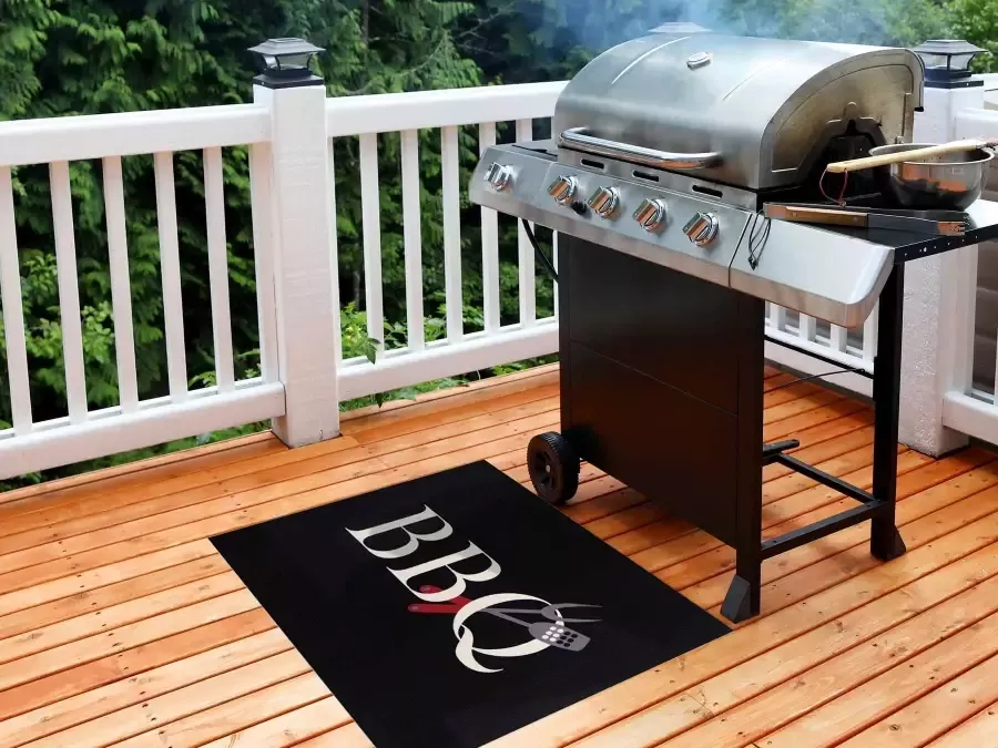 Primaflor-Ideen in Textil Mat BBQ grillmat zwart Barbecuemat ideaal als vloerbescherming met tekst antislip wasbaar