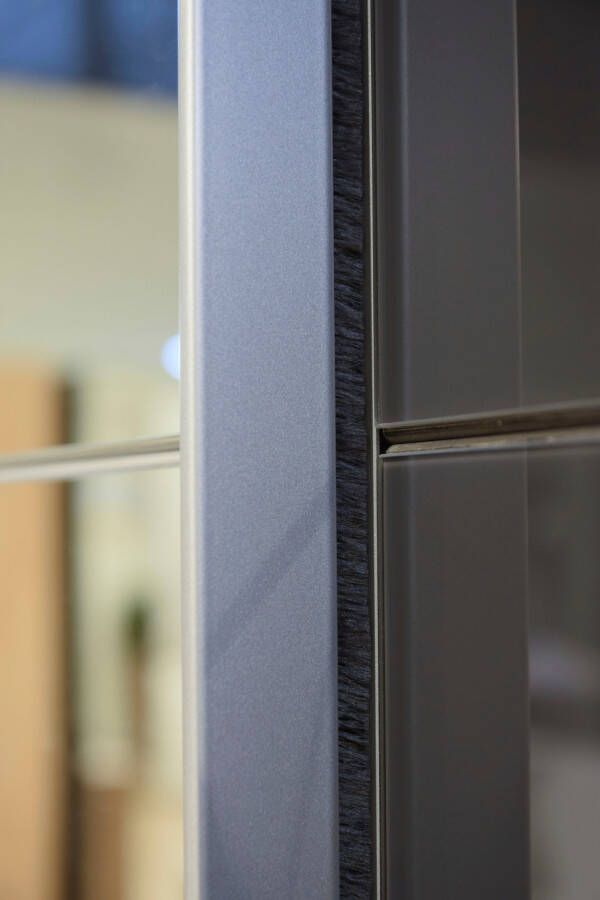 Wimex Zweefdeurkast Malaga 3-deurs kledingkast met akoestische panelen look en spiegel - Foto 8