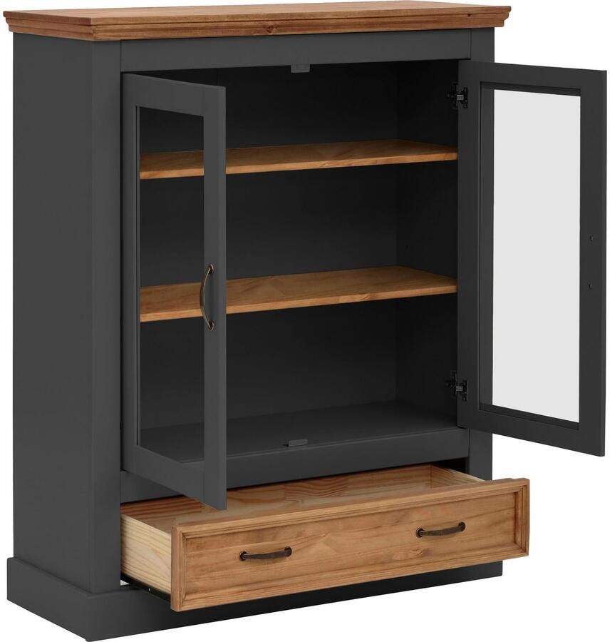 Home affaire Vitrinekast Selma Highboard gemaakt van massief grenen met metalen handgrepen in een antieke look