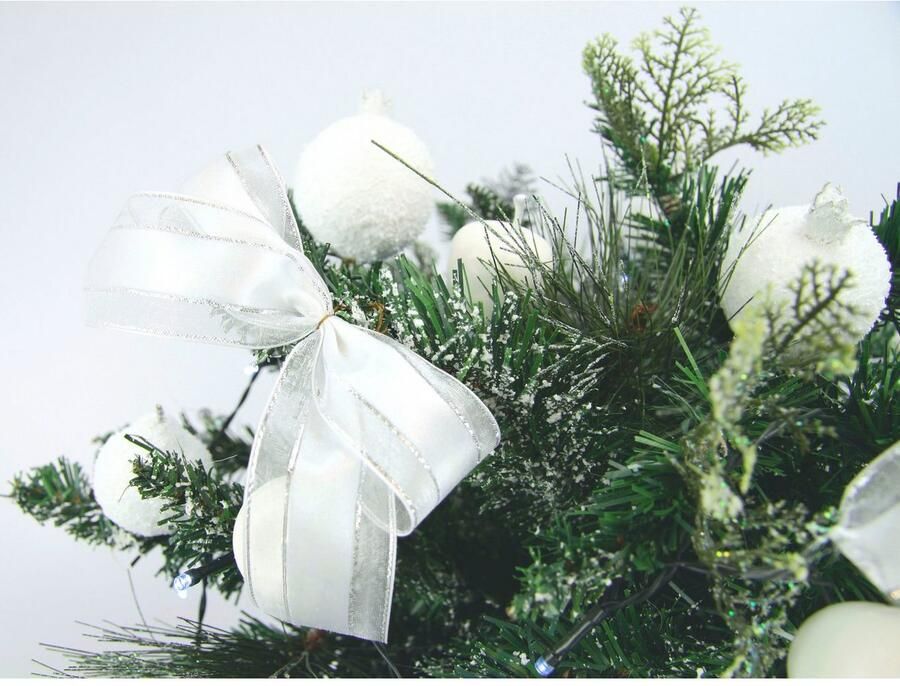 I.GE.A. Winterse kunstplant Kunstmatige kerstboom kerstdecoratie kunstboom besneeuwd met appels bessen en strikken trofee van polyresin 74 cm (1 stuk) - Foto 3
